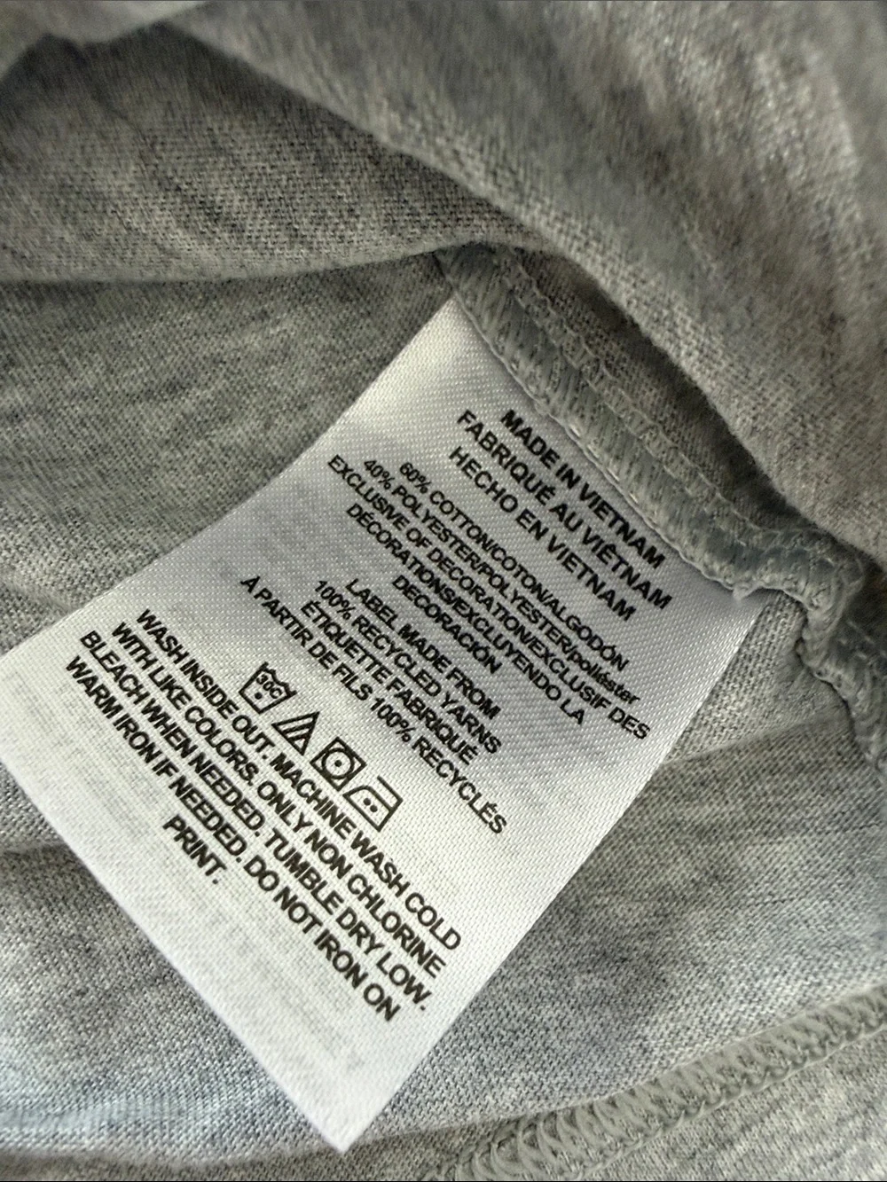adidas Gray Short Sleeve Tee with White Logo and Stripes size M